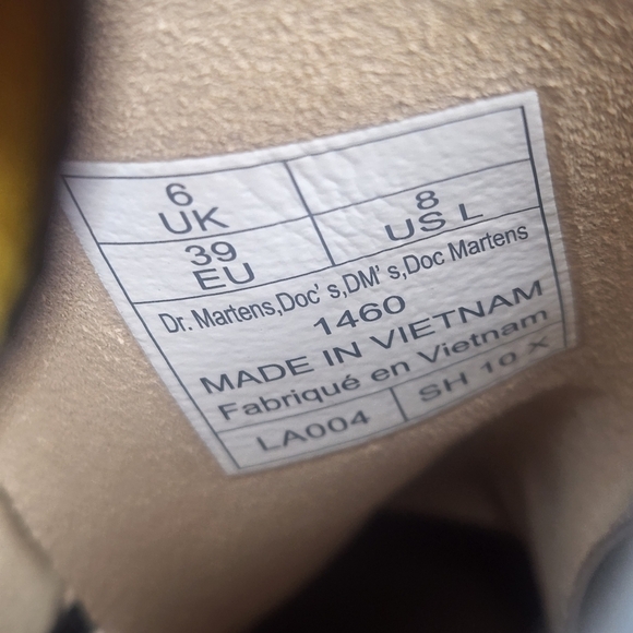 Host Pick 🎉 New Dr. Martens 1460 8-Eye Boot - Parchment / Floral Mashup - Picture 11 of 13